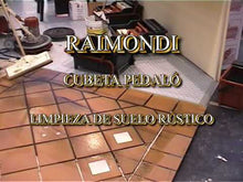 Load and play video in Gallery viewer, PEDALÒ - Cubeta para limpieza de pavimentos
